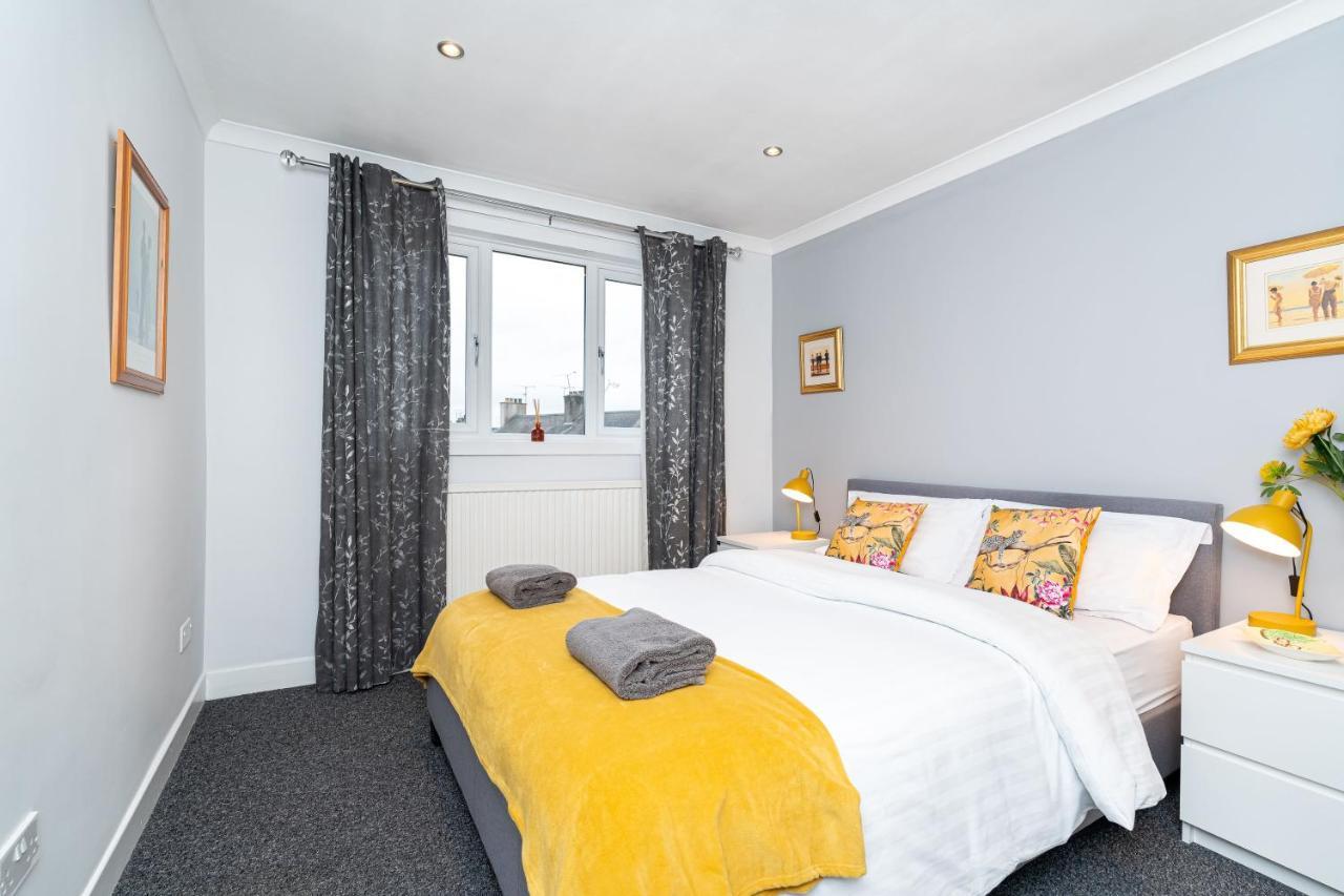 Lovely 3-bedroom Flat With Free Parking